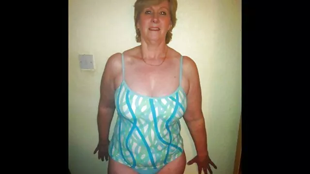 Little Japanese Pixies films x porno français Grown Granny 2 non censurée