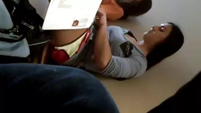 deux étudiantes film porno fr en streaming en chaleur baisent un inconnu