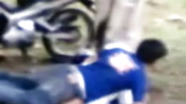 Homme dans un masque film x complet en francais streaming en nylon