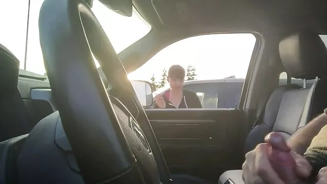 Claquant sa film porno hd en francais bite plus vite et plus fort directement dans sa chatte